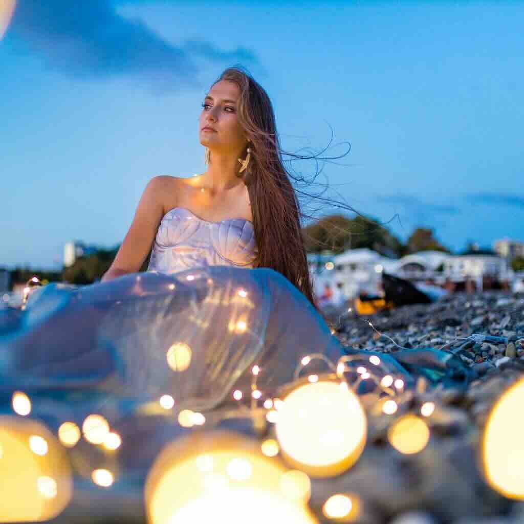 Floating Lights Downtempo