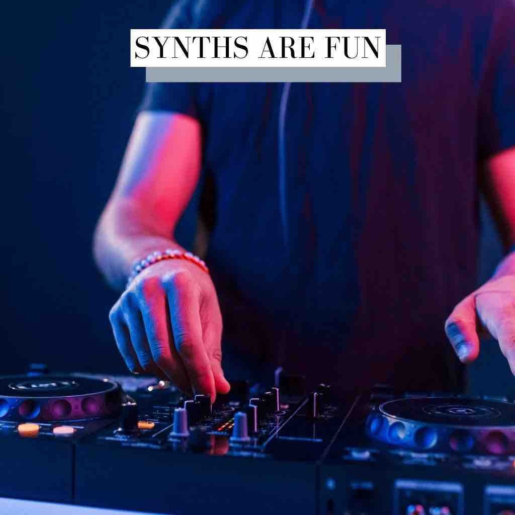 Synths Are Fun Techno